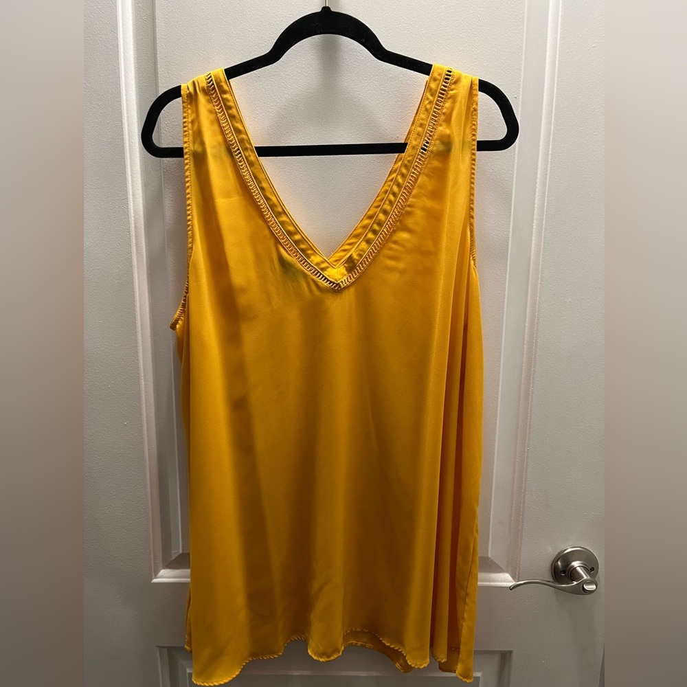 Torrid v neck blouse, excellent condition, size 2.